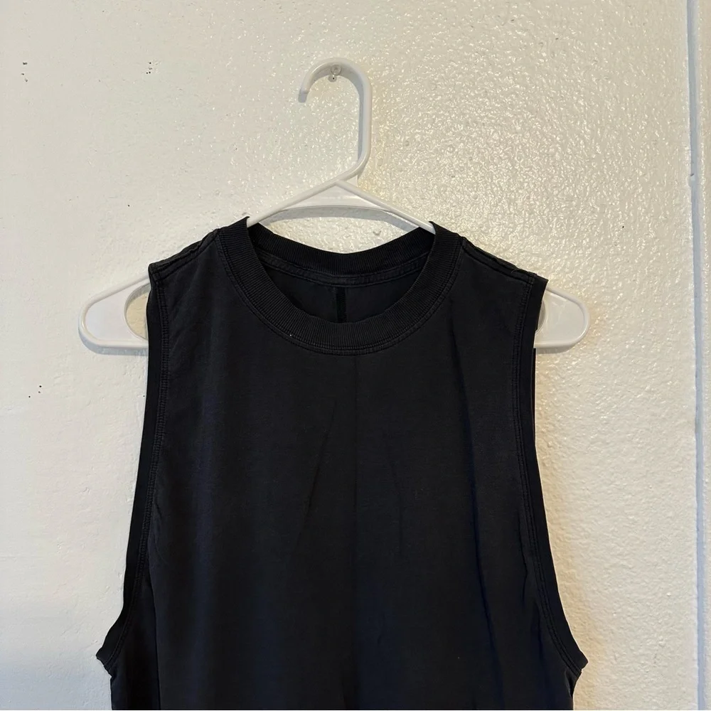 Lululemon Tank - Picture 3 of 6